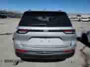 2025 Jeep Grand Cherokee Altitude X z VIN 1C4RJGAG7SC275973, wystawiony jako Copart lot #46374635 z przebiegiem 93 mil mil oraz Szkoda całkowita • Salvage title. Historia ofert i sprzedaży dostępna na DreamBid. Obrazek 6.