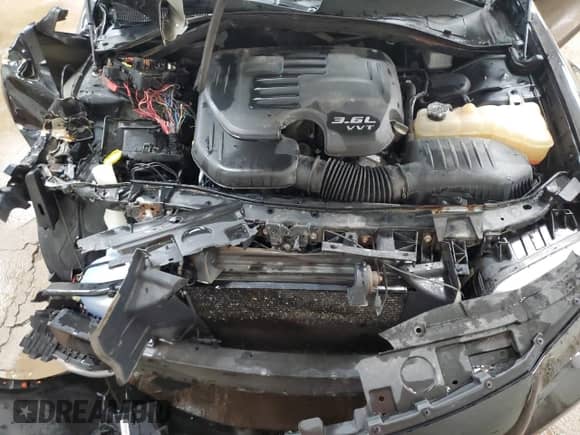 2018 Chrysler 300 Limited z VIN 2C3CCAKGXJH137775, wystawiony jako Copart lot #62379205 z przebiegiem Nie podano mil oraz Czysty tytuł • Clean title. Historia ofert i sprzedaży dostępna na DreamBid. Obrazek 11.