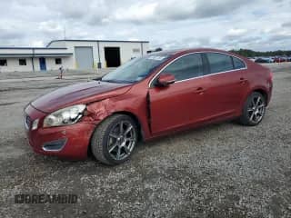 2011 Volvo S60 with VIN YV1902FH7B2014740, listed as a Copart auction lot 81901155 with 127,597 mi miles and Salvage title. Bid and sale history available at DreamBid. Image 1.