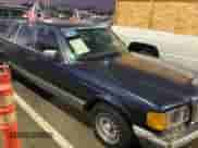 1984 Mercedes-Benz 500 с VIN WDBCA37A9EA027109, выставлен на аукционе Copart как лот 74401344 с пробегом 137 953 миль миль и Чистый • Clean title. История ставок и продаж доступна на DreamBid. Изображение 1.