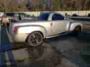 2004 Chevrolet SSR LS z VIN 1GCES14P64B104631, wystawiony jako Copart lot #86755964 z przebiegiem 66 629 mil mil oraz Szkoda całkowita • Salvage title. Historia ofert i sprzedaży dostępna na DreamBid. Obrazek 3.