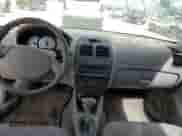 2002 Hyundai Accent GS z VIN KMHCG35C82U230535, wystawiony jako Copart lot #77709454 z przebiegiem 116 200 mil mil oraz Nie do naprawy • Non repairable. Historia ofert i sprzedaży dostępna na DreamBid. Obrazek 8.