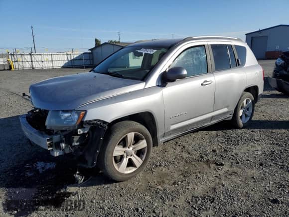 2016 Jeep Compass High Altitude z VIN 1C4NJDEB8GD690958, wystawiony jako Copart lot #87091215 z przebiegiem 150 007 mil mil oraz Czysty tytuł • Clean title. Historia ofert i sprzedaży dostępna na DreamBid. Obrazek 1.