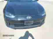 2023 Hyundai Ioniq 6 SE z VIN KMHM24AC7PA045528, wystawiony jako IAAI lot #42791381 z przebiegiem 30 065 mil mil oraz . Historia ofert i sprzedaży dostępna na DreamBid. Obrazek 6.