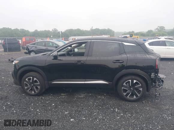 2025 Nissan Kicks SV with VIN 3N8AP6CBXSL345112, listed as a IAAI auction lot 42506534 with 490 mi miles and . Bid and sale history available at DreamBid. Image 15.
