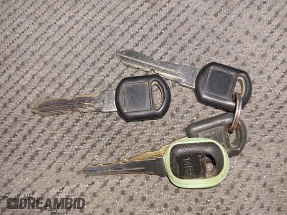 2000 Chevrolet Silverado 3500 с VIN 1GCHK33J1YF421544, выставлен на аукционе IAAI как лот 41424411 с пробегом 219 065 миль миль и . История ставок и продаж доступна на DreamBid. Изображение 11.