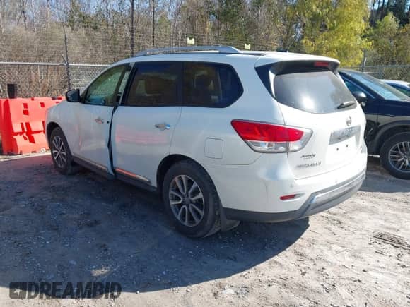2013 Nissan Pathfinder SV with VIN 5N1AR2MN3DC624385, listed as a IAAI auction lot 41232834 with 199,932 mi miles and . Bid and sale history available at DreamBid. Image 3.