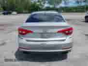 2015 Hyundai Sonata Limited z VIN 5NPE34AF4FH237254, wystawiony jako IAAI lot #42957512 z przebiegiem 107 626 mil mil oraz . Historia ofert i sprzedaży dostępna na DreamBid. Obrazek 16.