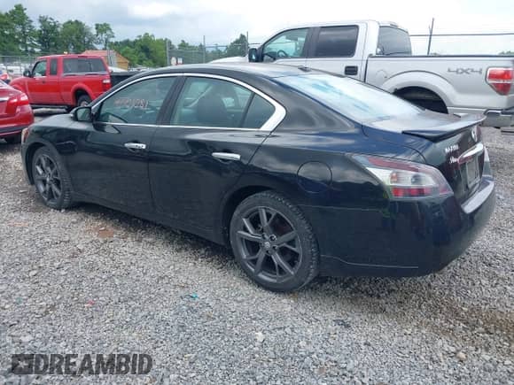 2014 Nissan Maxima SV z VIN 1N4AA5AP6EC493365, wystawiony jako IAAI lot #42701081 z przebiegiem 291 022 mil mil oraz . Historia ofert i sprzedaży dostępna na DreamBid. Obrazek 3.