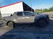 2022 Hyundai Santa Cruz SE с VIN 5NTJA4AE8NH010189, выставлен на аукционе IAAI как лот 43287230 с пробегом 42 420 миль миль и . История ставок и продаж доступна на DreamBid. Изображение 14.