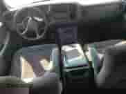 2001 Chevrolet Silverado 1500HD LS с VIN 1GCGK13U91F150362, выставлен на аукционе Copart как лот 71464944 с пробегом 211 714 миль миль и На запчасти • Non repairable. История ставок и продаж доступна на DreamBid. Изображение 8.