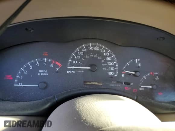 2005 Chevrolet Malibu Classic с VIN 1G1ND52F95M165353, выставлен на аукционе Copart как лот 71995275 с пробегом 202 996 миль миль и Списание • Salvage title. История ставок и продаж доступна на DreamBid. Изображение 9.
