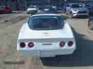 1982 Chevrolet Corvette с VIN 1G1AY8789C5114957, выставлен на аукционе IAAI как лот 42503785 с пробегом 386 801 миль миль и . История ставок и продаж доступна на DreamBid. Изображение 16.