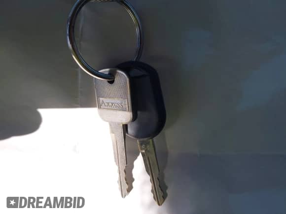 2007 Ford F-150 XL z VIN 1FTRF12WX7NA53086, wystawiony jako IAAI lot #43450854 z przebiegiem 113 918 mil mil oraz . Historia ofert i sprzedaży dostępna na DreamBid. Obrazek 11.