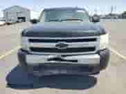 2011 Chevrolet Silverado 1500 LS z VIN 3GCPKREA2BG373537, wystawiony jako Copart lot #60928985 z przebiegiem 209 213 mil mil oraz Szkoda całkowita • Salvage title. Historia ofert i sprzedaży dostępna na DreamBid. Obrazek 5.