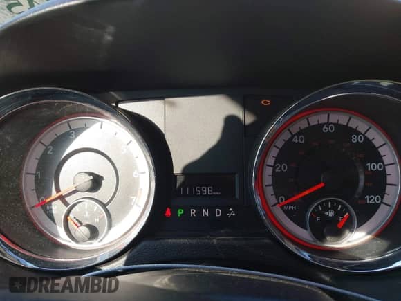 2012 Dodge Grand Caravan SE z VIN 2C4RDGBG4CR104936, wystawiony jako IAAI lot #42725745 z przebiegiem 111 598 mil mil oraz . Historia ofert i sprzedaży dostępna na DreamBid. Obrazek 7.