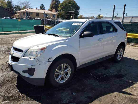 2013 Chevrolet Equinox LS with VIN 1GNALBEK9DZ111432, listed as a Copart auction lot 84420535 with 104,472 mi miles and Clean title. Bid and sale history available at DreamBid. Image 1.
