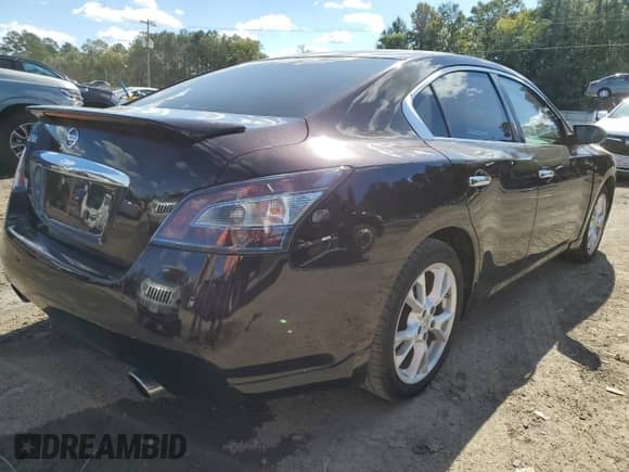 2013 Nissan Maxima S z VIN 1N4AA5AP7DC808642, wystawiony jako Copart lot #89645105 z przebiegiem 132 487 mil mil oraz Szkoda całkowita • Salvage title. Historia ofert i sprzedaży dostępna na DreamBid. Obrazek 3.