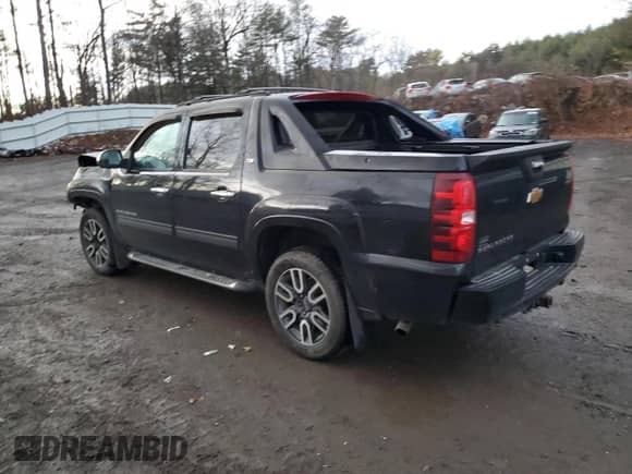 2012 Chevrolet Avalanche LT with VIN 3GNTKFE74CG294431, listed as a Copart auction lot 82040354 with Not provided miles and Salvage title. Bid and sale history available at DreamBid. Image 2.