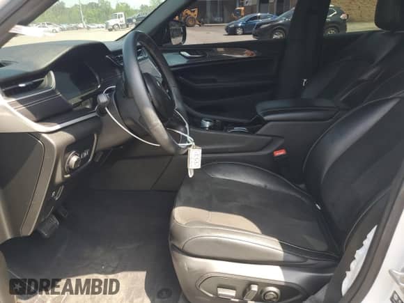 2022 Jeep Grand Cherokee Altitude with VIN 1C4RJKAG5N8542702, listed as a Copart auction lot 62131535 with 41,302 mi miles and Non repairable. Bid and sale history available at DreamBid. Image 7.