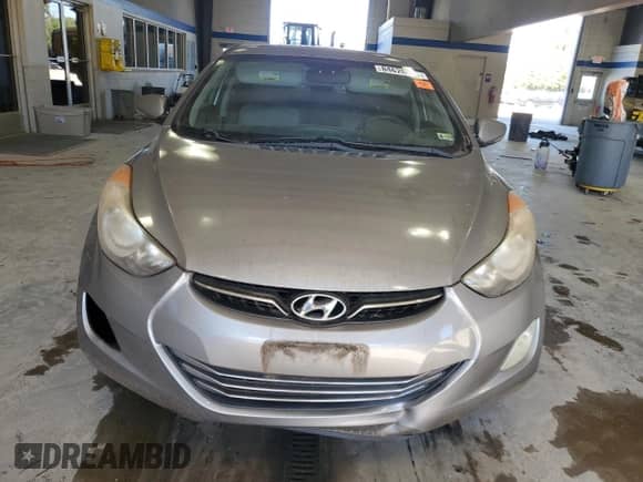 2011 Hyundai Elantra GLS z VIN KMHDH4AEXBU129429, wystawiony jako Copart lot #84626125 z przebiegiem 112 844 mil mil oraz Czysty tytuł • Clean title. Historia ofert i sprzedaży dostępna na DreamBid. Obrazek 5.