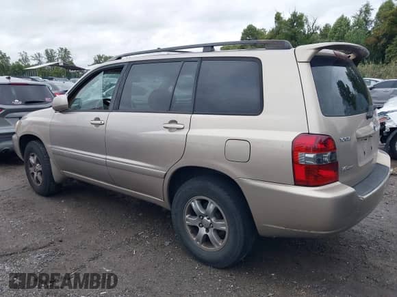 2006 Toyota Highlander w/3rd Row with VIN JTEEP21A260160311, listed as a IAAI auction lot 43440555 with 237,653 mi miles and . Bid and sale history available at DreamBid. Image 14.