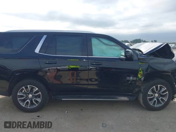 2022 Chevrolet Tahoe LT с VIN 1GNSCNKDXNR171734, выставлен на аукционе IAAI как лот 42671172 с пробегом Не указан миль и . История ставок и продаж доступна на DreamBid. Изображение 13.