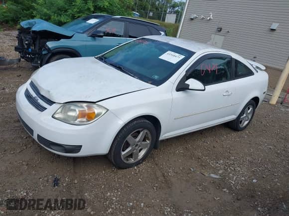 2005 Chevrolet Cobalt LS with VIN 1G1AL12FX57591190, listed as a IAAI auction lot 43310471 with 121,260 mi miles and . Bid and sale history available at DreamBid. Image 17.