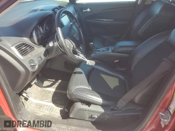 2017 Dodge Journey Crossroad Plus with VIN 3C4PDDGG3HT583191, listed as a Copart auction lot 80163895 with 138,697 mi miles and Clean title. Bid and sale history available at DreamBid. Image 7.