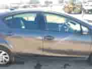 2015 Toyota Prius One z VIN JTDKDTB38F1112411, wystawiony jako IAAI lot #42632251 z przebiegiem 114 157 mil mil oraz . Historia ofert i sprzedaży dostępna na DreamBid. Obrazek 14.