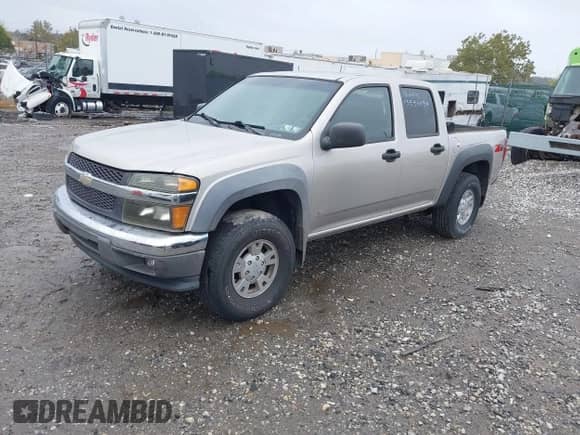 2007 Chevrolet Colorado 2LT z VIN 1GCDS13E378206000, wystawiony jako IAAI lot #43443388 z przebiegiem 117 401 mil mil oraz . Historia ofert i sprzedaży dostępna na DreamBid. Obrazek 2.