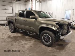 2024 Toyota Tacoma SR5 with VIN 3TMLB5JN6RM076802, listed as a IAAI auction lot 42685264 with 10,186 mi miles and . Bid and sale history available at DreamBid. Image 1.