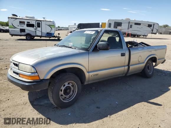 1999 Chevrolet S-10 с VIN 1GCCS14X2X8173521, выставлен на аукционе Copart как лот 68181484 с пробегом 100 104 миль миль и Списание • Salvage title. История ставок и продаж доступна на DreamBid. Изображение 1.