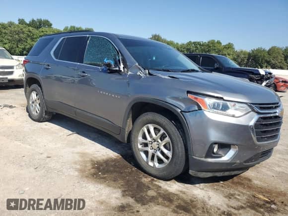 2019 Chevrolet Traverse LT Cloth with VIN 1GNEVMKW9KJ241558, listed as a Copart auction lot 69927705 with 119,266 mi miles and Salvage title. Bid and sale history available at DreamBid. Image 4.