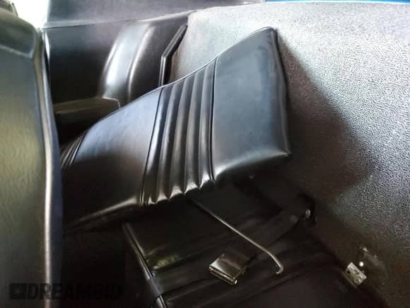 1973 Chevrolet Camaro с VIN 1S87H3N101370, выставлен на аукционе Copart как лот 36907804 с пробегом Не указан миль и Списание • Salvage title. История ставок и продаж доступна на DreamBid. Изображение 10.