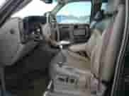2002 GMC Sierra 1500 Denali z VIN 2GTFK69U021329107, wystawiony jako Copart lot #65479695 z przebiegiem 224 881 mil mil oraz Czysty tytuł • Clean title. Historia ofert i sprzedaży dostępna na DreamBid. Obrazek 7.