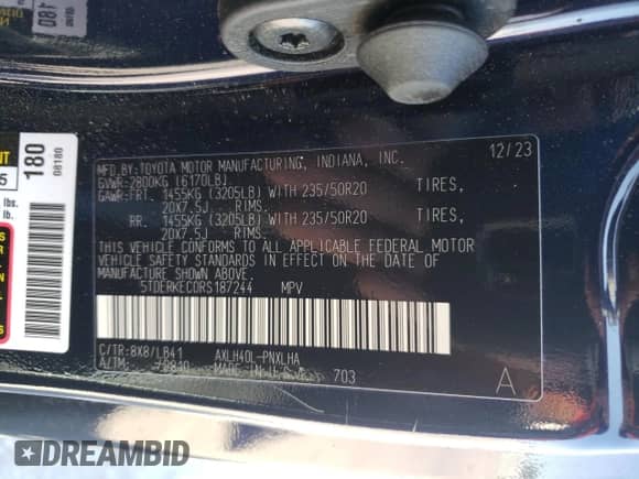 2024 Toyota Sienna Platinum с VIN 5TDERKEC0RS187244, выставлен на аукционе Copart как лот 52601025 с пробегом 11 881 миль миль и Списание • Salvage title. История ставок и продаж доступна на DreamBid. Изображение 15.