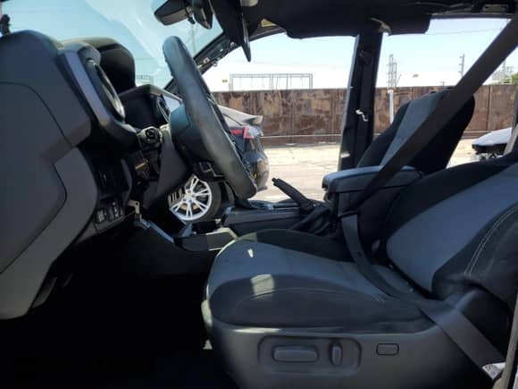2021 Toyota Tacoma SR5 с VIN 3TMBZ5DNXMM031339, выставлен на аукционе Copart как лот 59178515 с пробегом 27 885 миль миль и Списание • Salvage title. История ставок и продаж доступна на DreamBid. Изображение 7.
