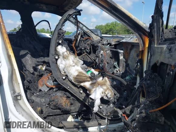 2022 Jeep Grand Cherokee Altitude с VIN 1C4RJKAG4N8617583, выставлен на аукционе IAAI как лот 42367120 с пробегом Не указан миль и . История ставок и продаж доступна на DreamBid. Изображение 5.