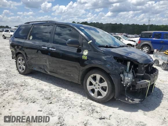 2013 Toyota Sienna SE with VIN 5TDXK3DC2DS283762, listed as a Copart auction lot 64585045 with 212,874 mi miles and Salvage title. Bid and sale history available at DreamBid. Image 4.
