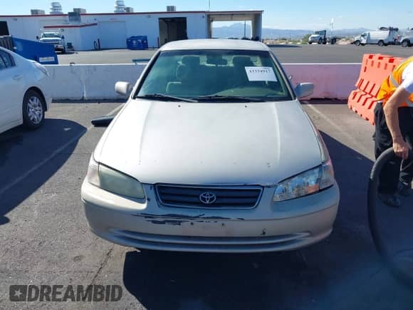 2001 Toyota Camry CE with VIN 4T1BG22K71U118065, listed as a IAAI auction lot 43334917 with 199,235 mi miles and . Bid and sale history available at DreamBid. Image 6.