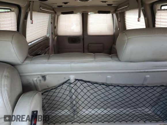 2004 Chevrolet Express Passenger with VIN 1GBFG15T441213195, listed as a Copart auction lot 54150365 with 141,782 mi miles and Clean title. Bid and sale history available at DreamBid. Image 10.