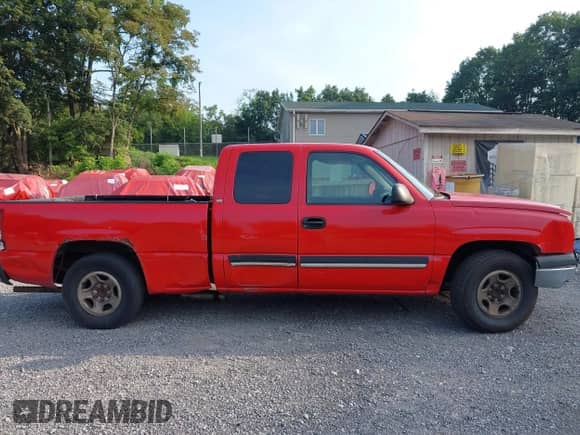 2004 Chevrolet Silverado 1500 LS with VIN 1GCEC19V44Z262719, listed as a IAAI auction lot 42854594 with Not provided miles and . Bid and sale history available at DreamBid. Image 12.