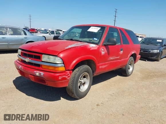 2002 Chevrolet Blazer LS с VIN 1GNCS18W22K123173, выставлен на аукционе IAAI как лот 42676108 с пробегом 184 697 миль миль и . История ставок и продаж доступна на DreamBid. Изображение 2.