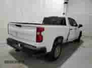 2020 Chevrolet Silverado 1500 Work Truck z VIN 1GCRWAEF9LZ321866, wystawiony jako Copart lot #55169775 z przebiegiem 117 565 mil mil oraz Szkoda całkowita • Salvage title. Historia ofert i sprzedaży dostępna na DreamBid. Obrazek 3.