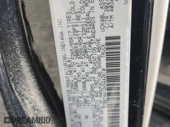 2004 Toyota Tundra SR5 z VIN 5TBBT44124S442610, wystawiony jako Copart lot #70451445 z przebiegiem 258 271 mil mil oraz Czysty tytuł • Clean title. Historia ofert i sprzedaży dostępna na DreamBid. Obrazek 12.