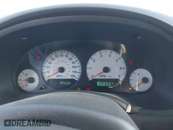 2005 Dodge Caravan SE with VIN 1D4GP24R15B369611, listed as a IAAI auction lot 43200175 with 89,668 mi miles and . Bid and sale history available at DreamBid. Image 7.