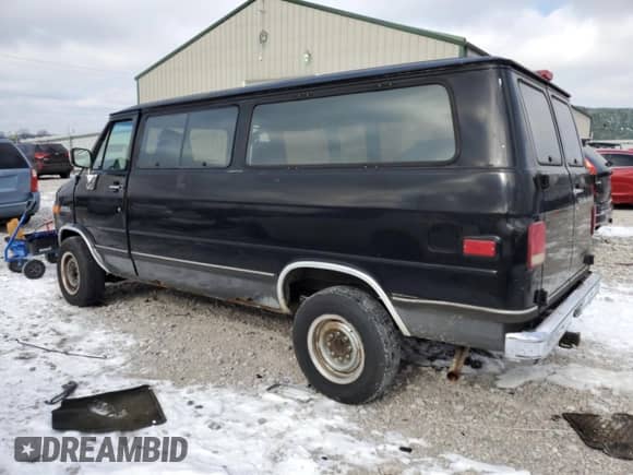 1994 Chevrolet Sportvan с VIN 1GAFG35K9RF184083, выставлен на аукционе Copart как лот 41786445 с пробегом Не указан миль и Списание • Salvage title. История ставок и продаж доступна на DreamBid. Изображение 2.