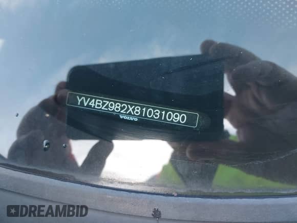 2008 Volvo XC70 with VIN YV4BZ982X81031090, listed as a IAAI auction lot 43140418 with 227,876 mi miles and . Bid and sale history available at DreamBid. Image 9.