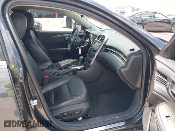 2015 Chevrolet Malibu LTZ с VIN 1G11F5SLXFF256412, выставлен на аукционе IAAI как лот 42672288 с пробегом 239 435 миль миль и . История ставок и продаж доступна на DreamBid. Изображение 5.